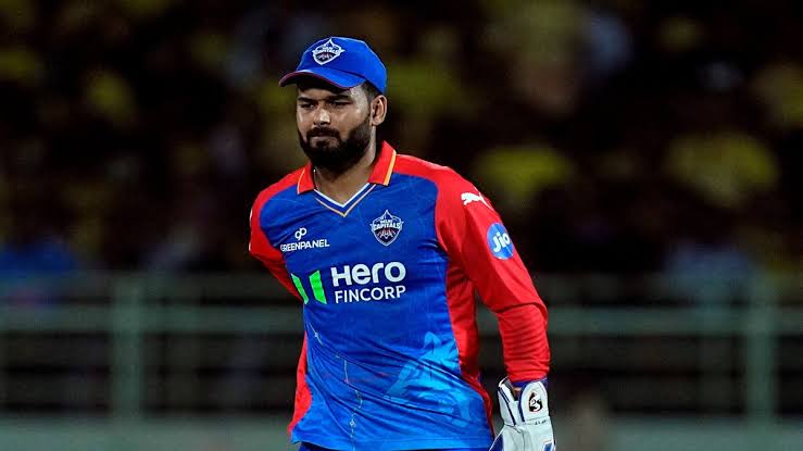 “Rishabh Likely to Fetch Over ₹25 Crore at IPL 2025 Auction” – Suresh Raina Predicts Pant’s Price Tag 